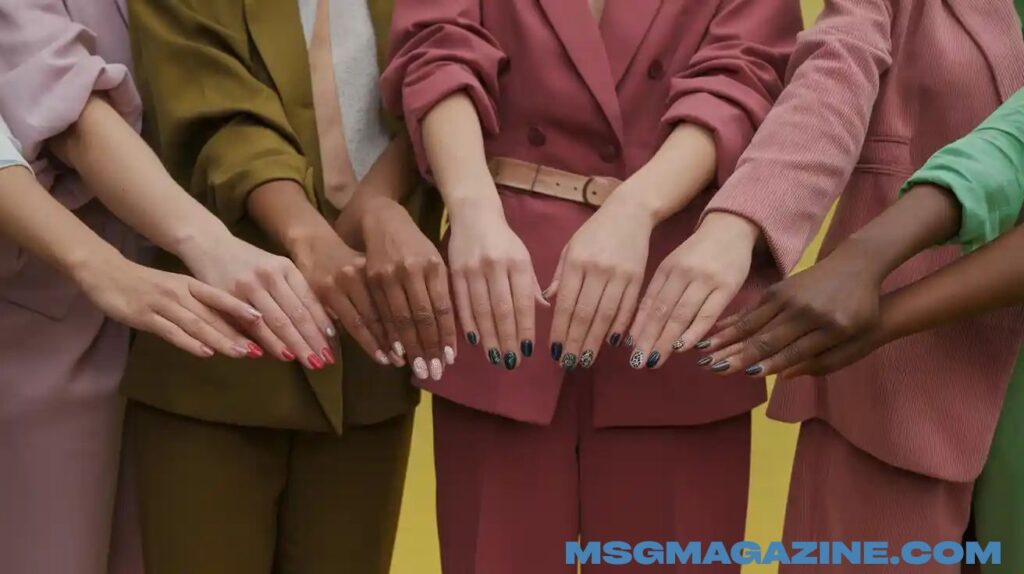 Internet Chicks Review