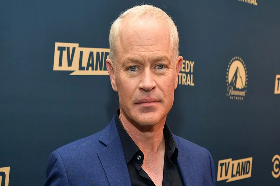 Neal Mcdonough Height